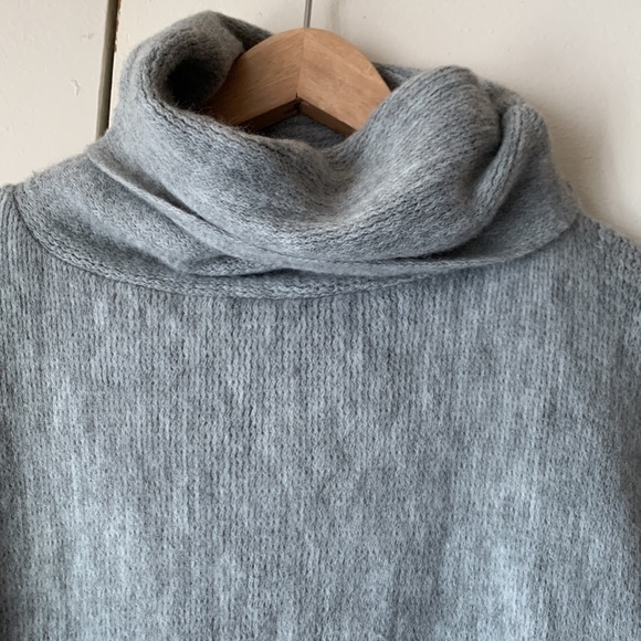 Steve Madden Fringe Poncho - Picture 3 of 3